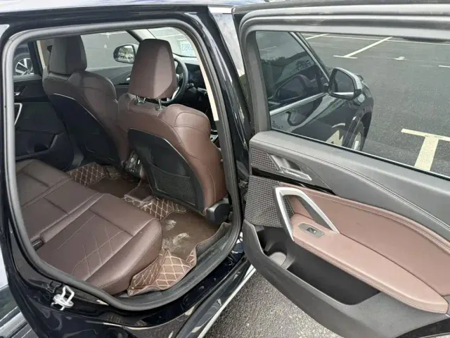 BMW X1 — Фото автомобиля 12