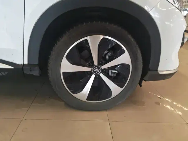BYD Song PLUS — Фото автомобиля 6