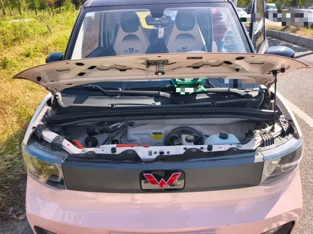 Wuling Hongguang Mini EV — Фото автомобиля 21