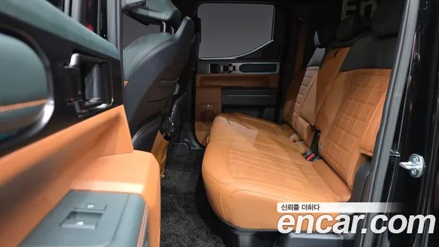 Kia Tasman Tasman 2.5T Бензин 4WD — Фото автомобиля 12