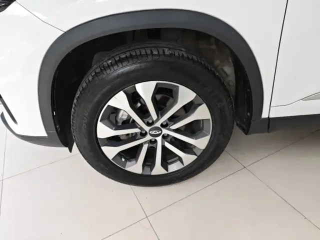 Chery Tiggo 8 — Фото автомобиля 22
