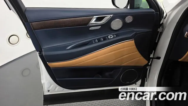 Genesis GV80 — Фото автомобиля 13