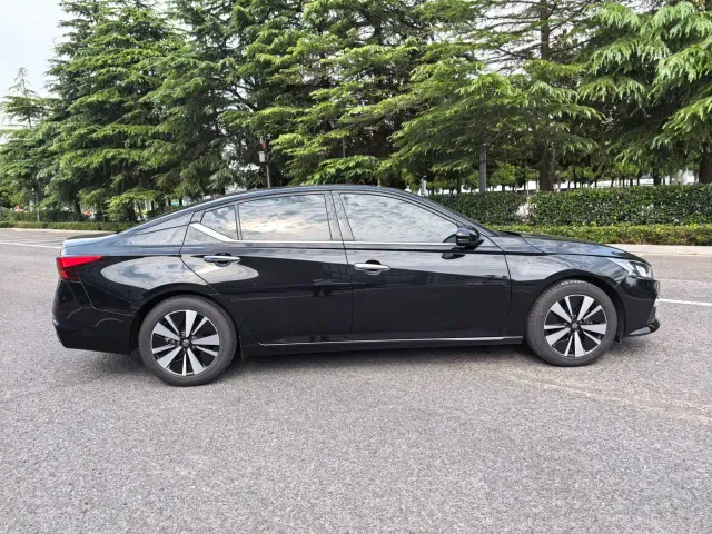 Nissan Teana — Фото автомобиля 7