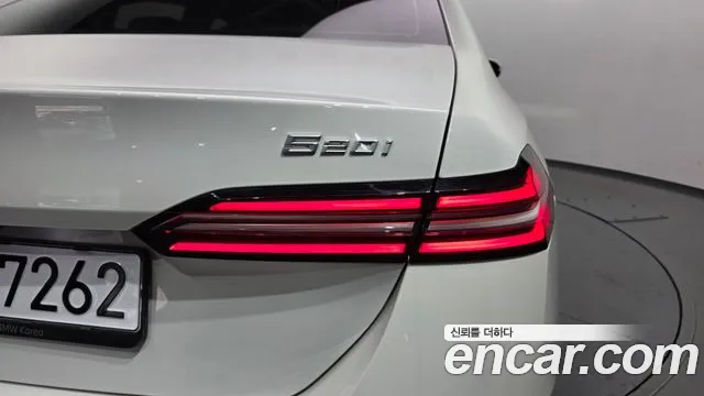 BMW 5-Series — Фото автомобиля 22