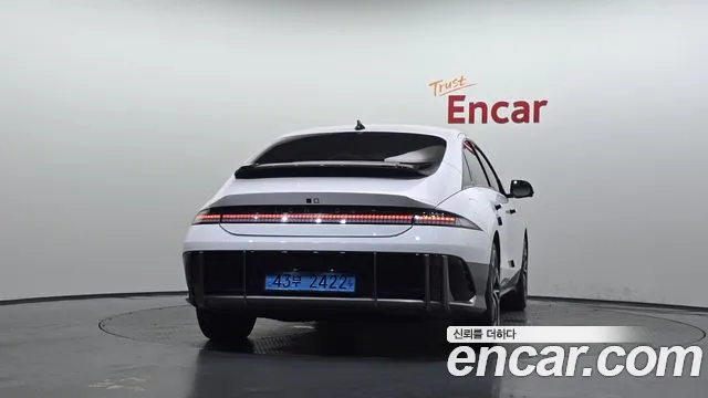 Hyundai Ioniq 6 — Фото автомобиля 4