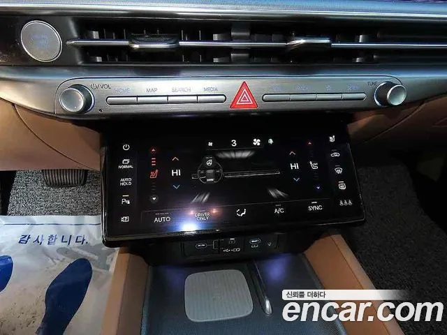 Hyundai Grandeur GN7 — Фото автомобиля 12