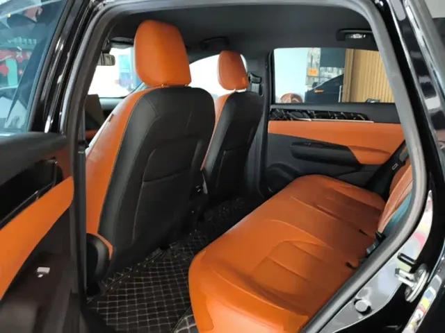 Wuling Starlight — Фото автомобиля 16