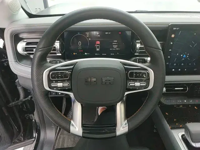 BAIC BJ40 — Фото автомобиля 10