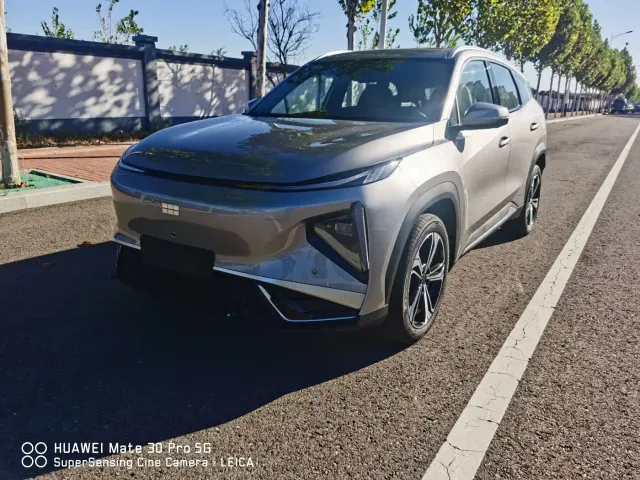 Фотография автомобиля — Geely Galaxy L7