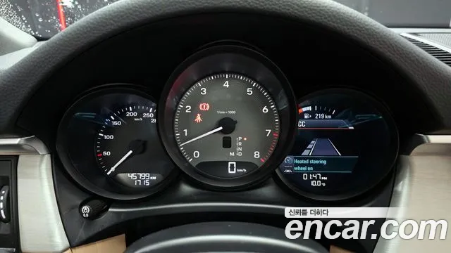 Porsche Macan — Фото автомобиля 8