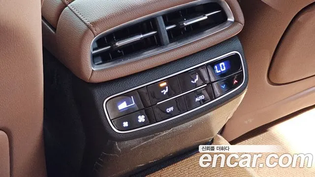 Genesis G80 Бензин 2.5 турбо AWD — Фото автомобиля 19