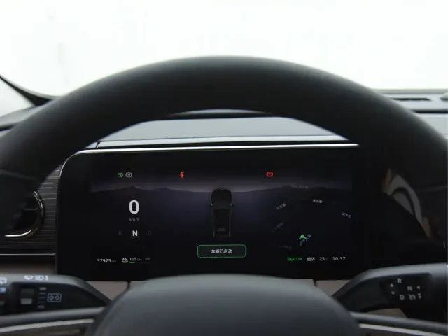 Leapmotor Leapmotor C11 2023 Pure Electric 500 Smart Edition — Фото автомобиля 10