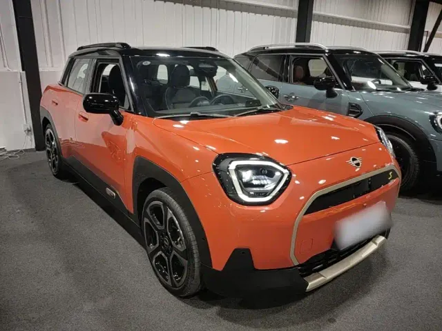 MINI Electric ACEMAN — Фото автомобиля 3