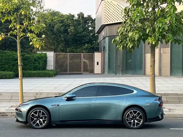 Xpeng P7 — Фото автомобиля 7