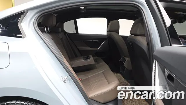 BMW 5 Series G60 — Фото автомобиля 11