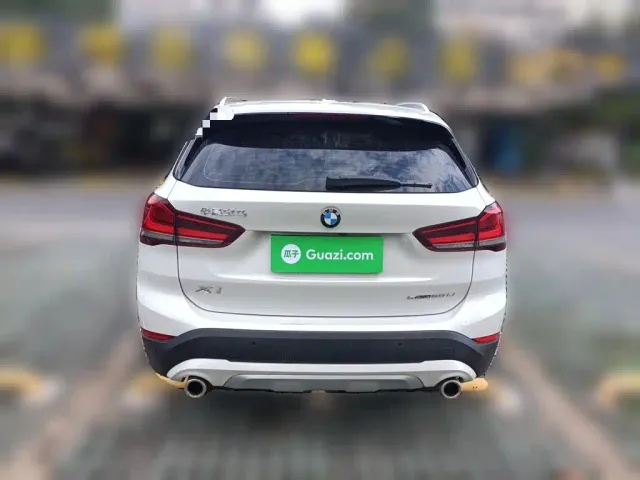 BMW X1 — Фото автомобиля 3