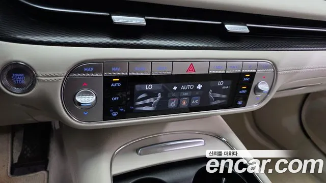 Genesis G90 Бензин 3.5 турбо AWD — Фото автомобиля 17
