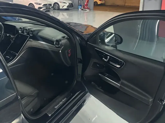 Mercedes-Benz C-Class — Фото автомобиля 6