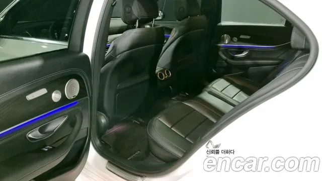 Mercedes-Benz E-Class W213 — Фото автомобиля 7