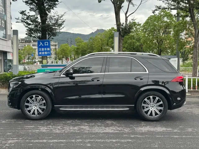 Mercedes-Benz GLE-Class — Фото автомобиля 4