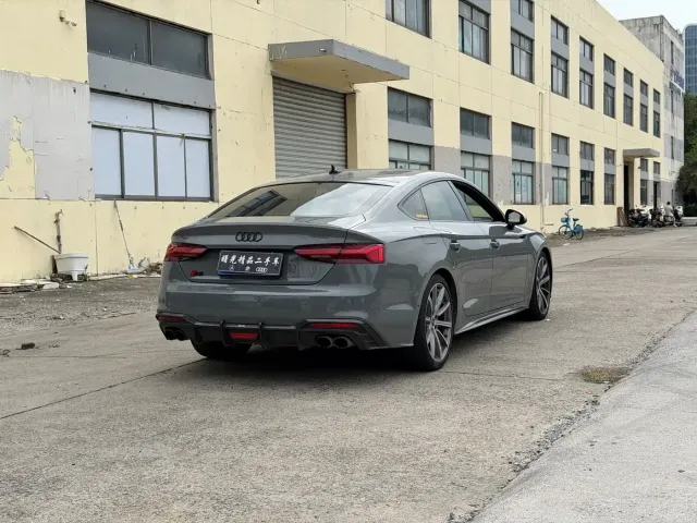 Audi S5 — Фото автомобиля 14