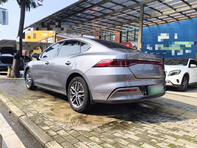 BYD Qin PLUS — Фото автомобиля 4
