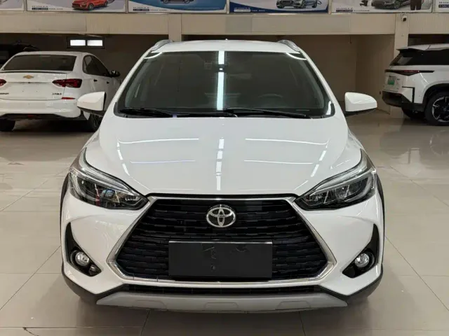 Toyota YARiS L Zhi Xuan — Фото автомобиля 2