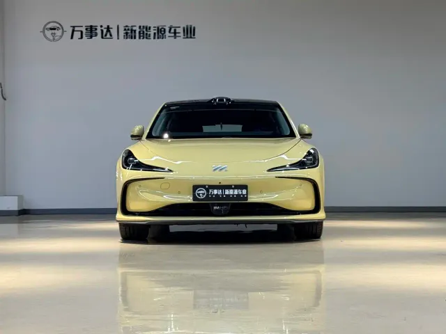 IM Motors L6 — Фото автомобиля 2
