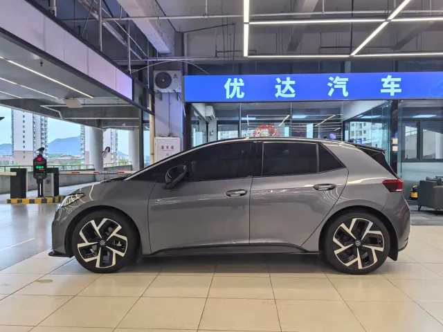Volkswagen ID.3 — Фото автомобиля 15