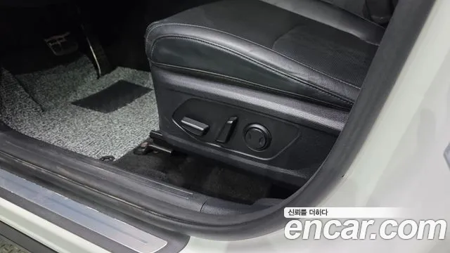 Kia Sportage Sportage 5-е поколение Дизель 2.0 2WD — Фото автомобиля 8