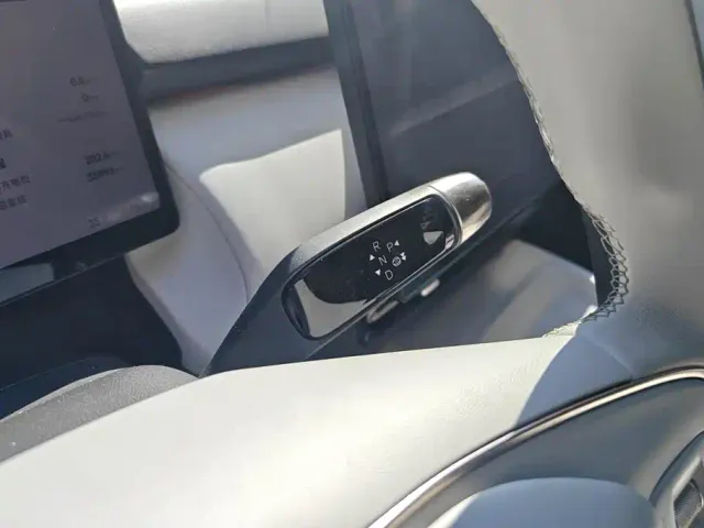 Xpeng P7+ — Фото автомобиля 16