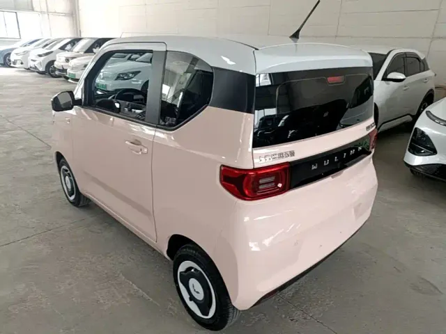 Wuling Hongguang Mini EV — Фото автомобиля 4