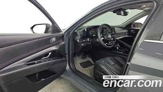 Hyundai Avante — Фото автомобиля 15