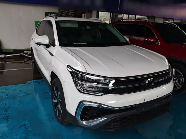 Volkswagen Tharu — Фото автомобиля 3