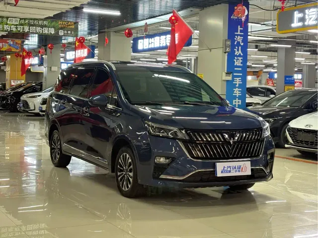 Wuling Jiachen — Фото автомобиля 3