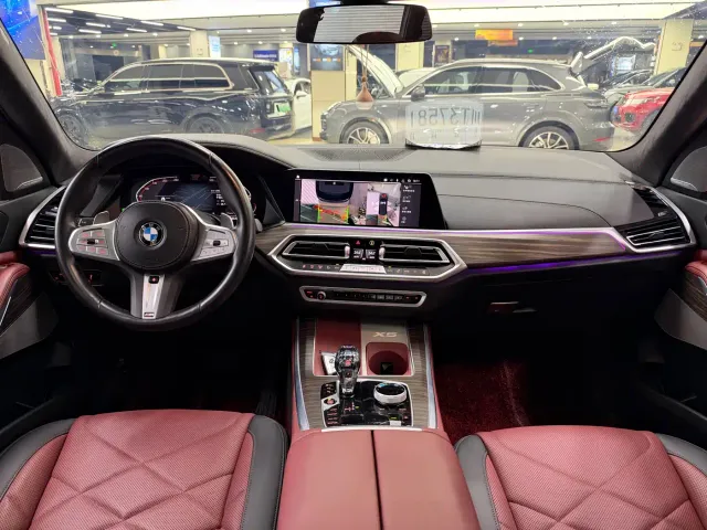 BMW X5 — Фото автомобиля 10