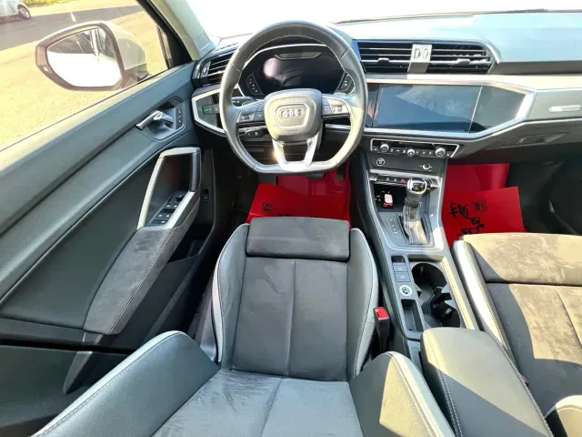 Audi Q3 — Фото автомобиля 10