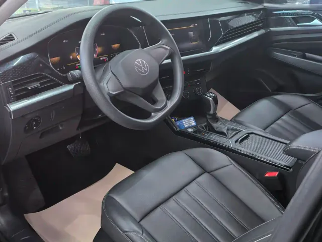 Volkswagen Passat — Фото автомобиля 9