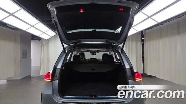 Mercedes-Benz GLE-Class — Фото автомобиля 18
