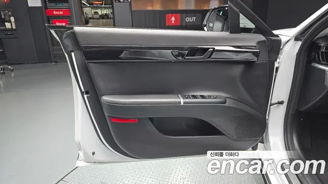 Hyundai Grandeur GN7 — Фото автомобиля 13