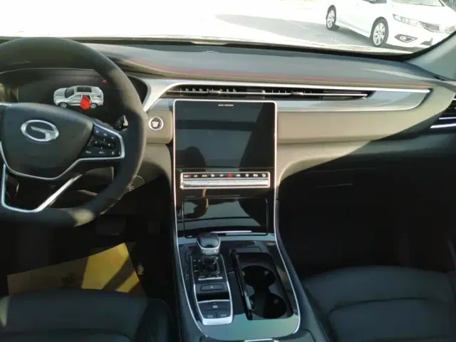 GAC Trumpchi GS4 PLUS — Фото автомобиля 13