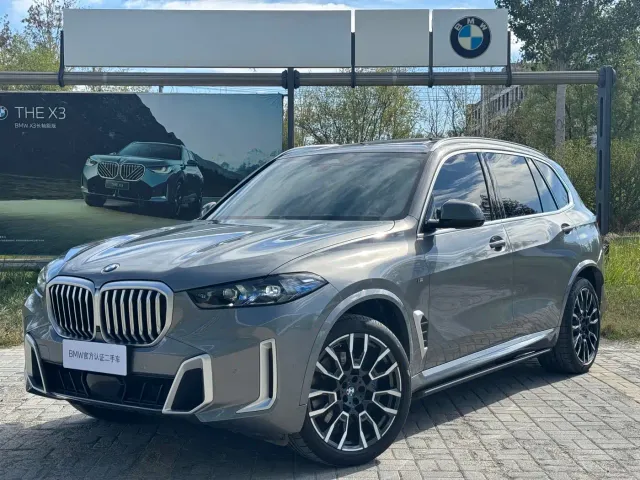 Фотография автомобиля — BMW X5