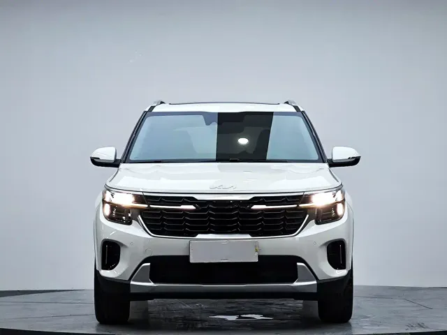 Kia Seltos — Фото автомобиля 3