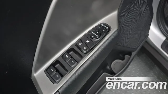 Kia Niro Niro Plus Air — Фото автомобиля 15