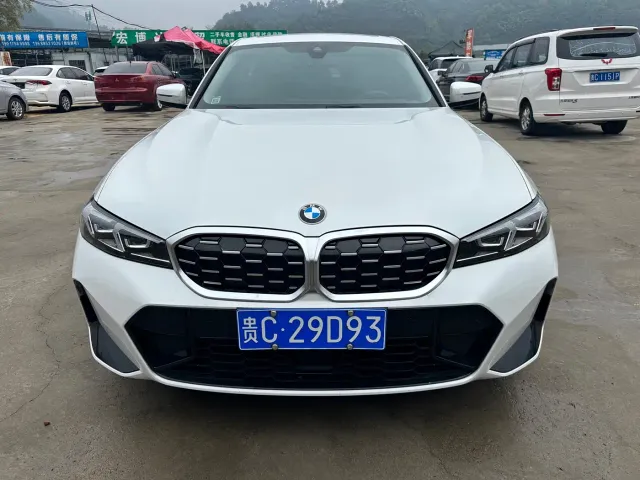 BMW 3 Series — Фото автомобиля 2