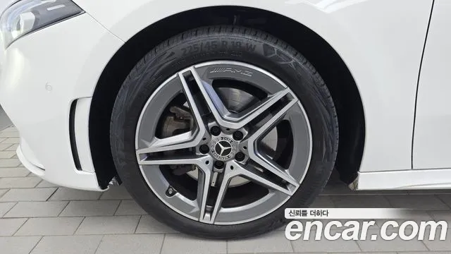 Mercedes-Benz A-Class W177 — Фото автомобиля 5