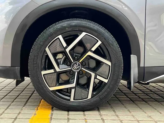 BYD Yuan PLUS — Фото автомобиля 7