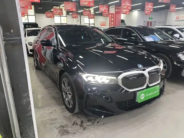 BMW i3 — Фото автомобиля 3