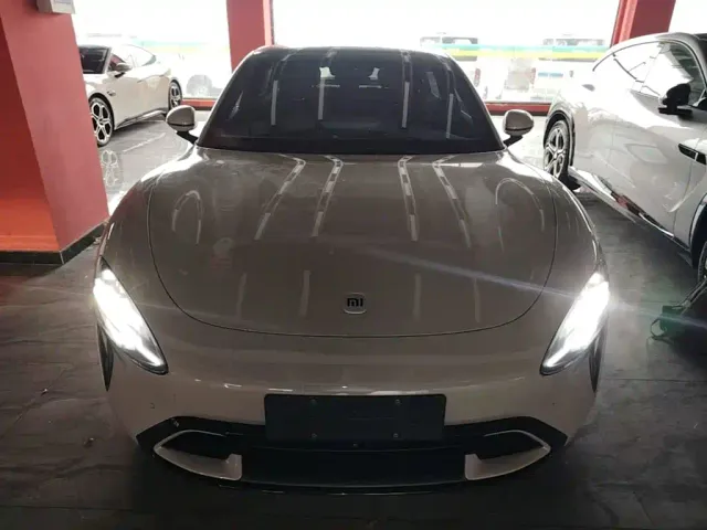 Xiaomi SU7 — Фото автомобиля 2