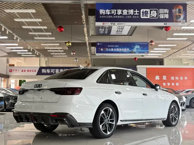 Audi A4L — Фото автомобиля 9